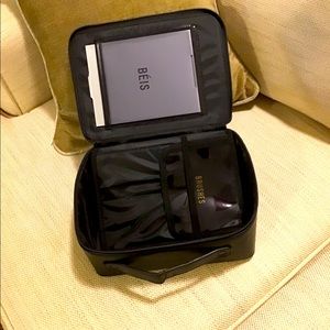 Beis cosmetic travel bag